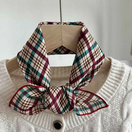 Spring and Summer New Women's Small Silk Scarf, Skin-Friendly and Comfortable Bohemian Small Square Scarf, European and American Versatile Flower Print Scarf, Scarf and Headband