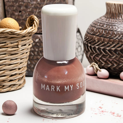 S133 Tea Dream 10ml No-Bake Cat Eye Nail Polish. Tea Dream red series base with red gold glitter. Quick-drying, long-lasting