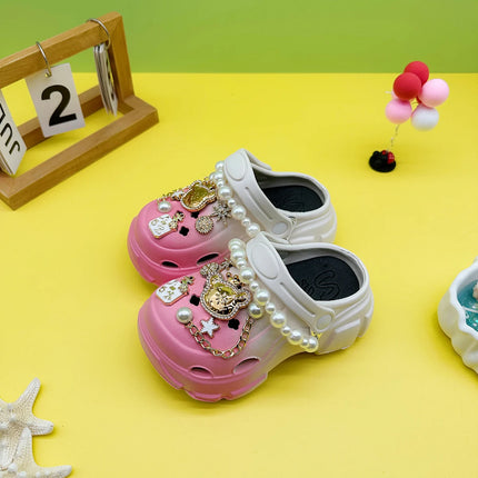 New Fashionable and Versatile Clogs Soft-Soled Non-Slip Toe-Cap Sandals Cartoon Pearl Chain Crown Bear Boys and Girls Family Slippers 606