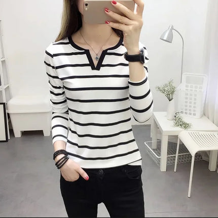 Autumn Slimming Striped V-neck Long Sleeve T-shirt Women's Top Trendy Base Layer Shirt For Students