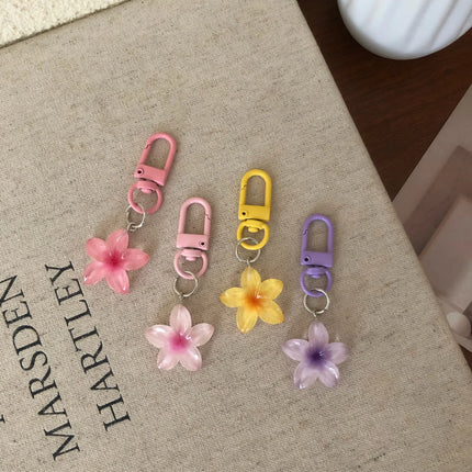Little Flower Colorful Keychain Sweet Resin Gradient Key Chain Transparent Color Diy Cute Bag Keychains Pendant Girls Jewelry