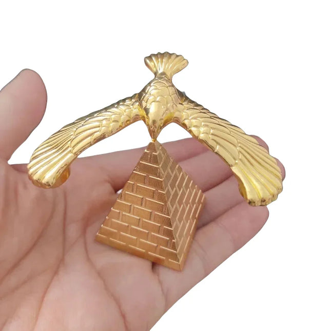 Balance Bird Metal Eagle Toy Gravity with Pyramid Combination Set Children Physical Science Adults Office Desktop Toy Gifts