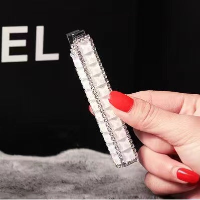 Windproof Cute Lipstick Inflatable Lighter Portable Mini Butane Lightweight Cigarette Accessories Women Fashion Gift Lipstick