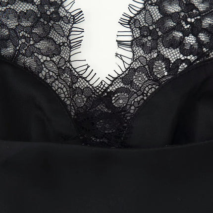 European and American style 25 winter new lace detail decoration heart-shaped neckline fine shoulder strap silk texture top