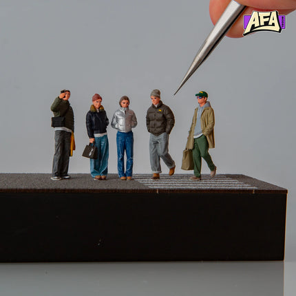 AFA 1/64 Scale Miniature Resin Figures Model Props Street Fashion People Diorama Scenery Accessories for Matchbox Tomica Diecast