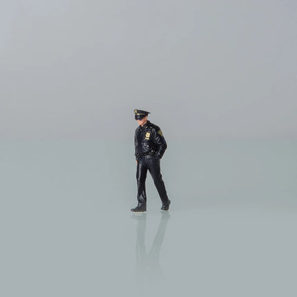 Kicarmod 1/64 NYPD New York Police Series Resin Miniature Scene Figure Model for 1/64 Diecast Car Diorama Collection Gift