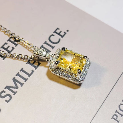 Huitan Luxury Yellow Cubic Zirconia Pendant Necklace for Women Noble Wedding Anniversary Gift Temperament Elegant Lady Jewelry