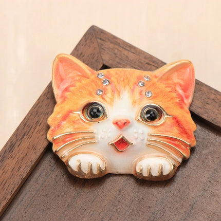 Cute and Exquisite Cartoon Cat Animal Design Brooches for Men and Women, Jewelry, Fashion Accessories, and Couple's Party Gifts