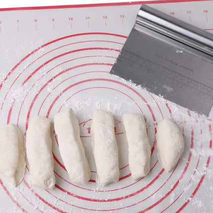 1PC Stainless Steel Dough Pastry Scraper Pizza Cutter Chopper with Measuring Scale Multipurpose Cake Bread Separator Scale Knife