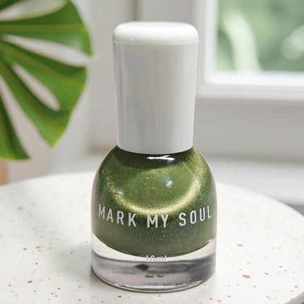 S138 Neon Sky - 10ml No - bake Cat's Eye Nail Polish. It dries quickly and lasts long. With a mysterious and deep main color