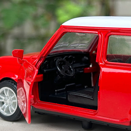 1:36 Alloy Vintage Diecast Car Model FIAT MINI Classic Pull Back Car Model Miniature Vehicle Replica For Collection Gift