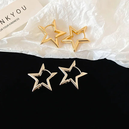 Fashion Simple Smooth Star Hoop Earrings Women Minimalist Hoops Huggie Hollow Ear Buckle Earring Punk Jewelry Gifts