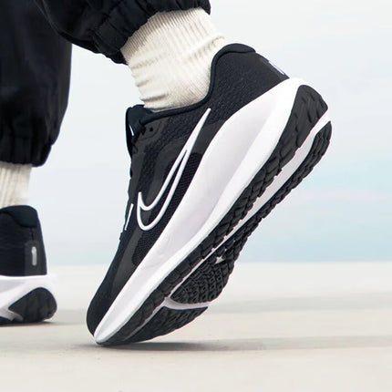 Nike Downshifter 13Wide Lightweight, Comfortable, Professional Road Running Shoes for Men Fj1284-001