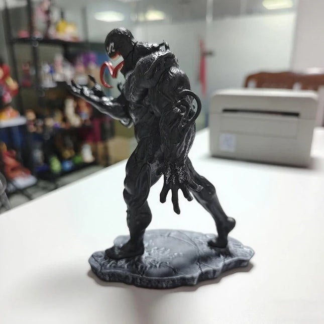 New 18cm Marvel Venom Large Animated Characters Customized Action Character Models Creative Desktop Decorations For Boys Gifts