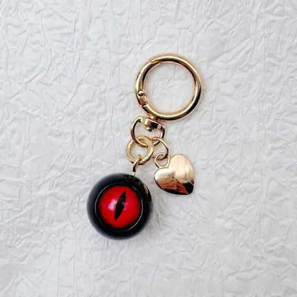 Realistic Eyeball Keychain Halloween Eye Keyring Gothic Resin Devil's Eye Bag Pendant Car Key Holder Unique Accessory