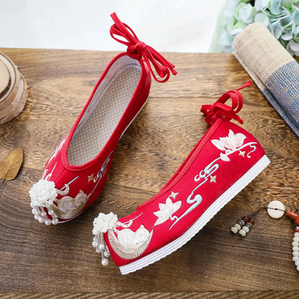 Chasing Moon Hot Sale Of The Season New Style Ming Dynasty Hanfu Shoes National Style Upturned Head Cotton Shoes Ancient Wedding