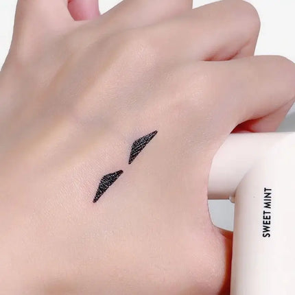 New Brown Precise Outline Signet Long-Lasting Eyeliner Liquid Pen Rotate Eyeliner Stamp Integrated Eyeliner Stamp