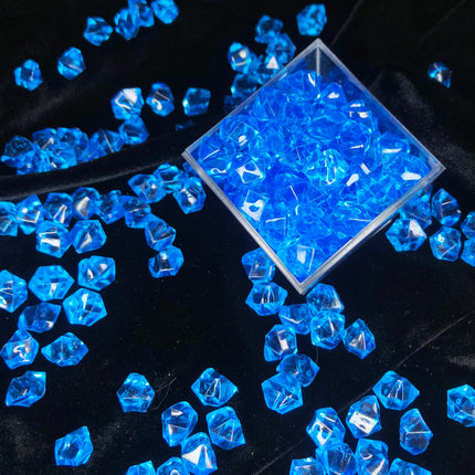 100Pcs Acrylic Stones Crystal Ice Cubes Decor Vase Filler Pebble Aquarium Fish Tank Accessories DIYJewelry Decoration 6*9mm