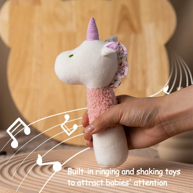 Soft Baby Rattle Toys Cartoon Animal Hand Rattles for Toddlers Boys Girls Hand Bell Toy Early Educational Newborn Infant Gifts
