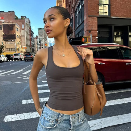 Hugcitar 2025 Summer Solid Straps Sexy Slim Crop Tank Top Women Casual Y2K Clothes Streetwear Party Sport Festival Wholesale