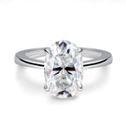 7 / no side stones / full zircon not GRA