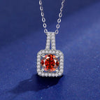 FB-Red Moissanite / 1.0ct with box