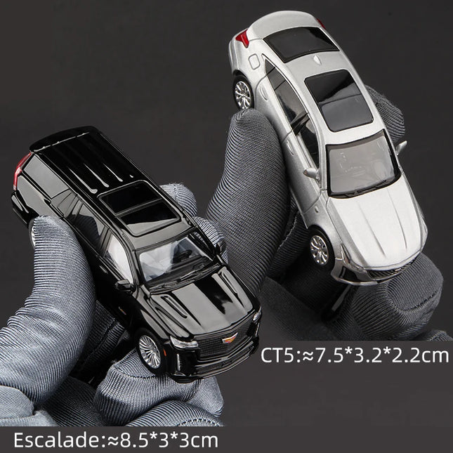Massdi 1:64 Cadillac Escalade Car Model CT5 CT6 Alloy Miniature Diecast Vehicles Toy Collection