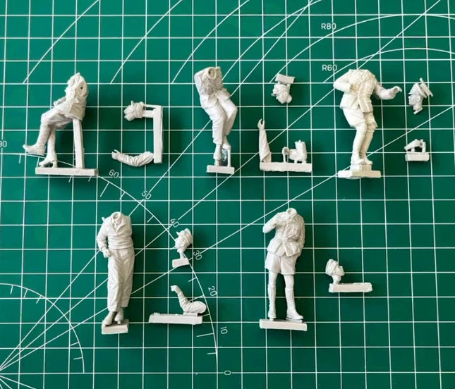 1/35 Scale Die-Cast Resin Figure Model Kit Nord Africa 1941-42 Armored Vehicle Crew 5 Figures (No Vehicle) Unassembled Unpainted