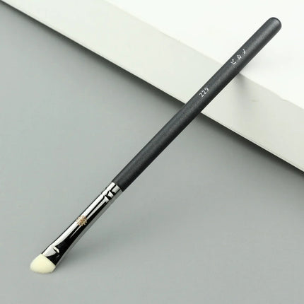 1pc Pro P series Makeup brushes Powder Foundation Make up brush Eyeshadow Eye Detail cosmetic tools Brow Highlight Concealer