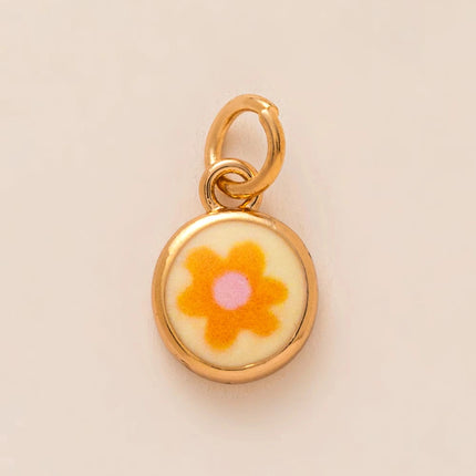 Small Cute Simple Versatile Flower Series Love Flower Clover Small Yellow Flower DIY Pendant charms for jewelry