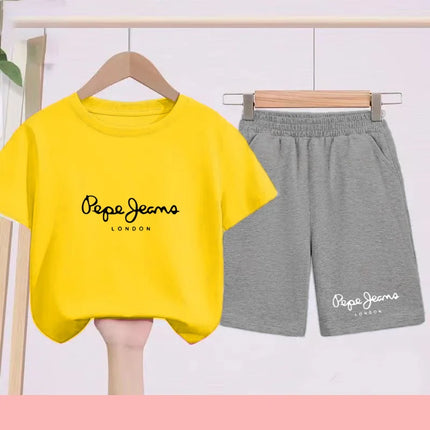Children's Sportswear Set - White T-shirt + Shorts - Personalized Letter T-shirt Suitable for Boys and Girls Aged 3 to 13