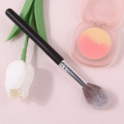 Professional Setting Makeup Brush, For Setting Powders & Highlighters, Soft Bristles For Precision Dusting, Helps Lock in Founda