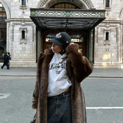Women Solid Faux Fur Long Coat Lapel Long Sleeve Fluffy Luxury Loose Casual Outerwear 2025 Fashion Winter High Street Outerwear