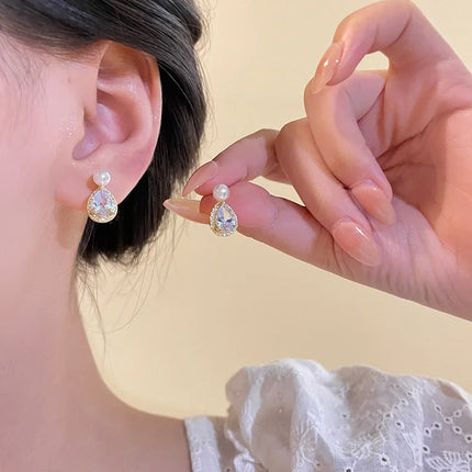 2023 New Fashion Trend Unique Design Elegant Delicate Geometric Round Earrings For Women Jewelry Wedding Party Premium Gifts