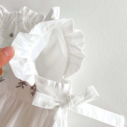 Summer baby girl sweet and cute embroidered floral side bow jumpsuit, baby girl sleeveless thin lace collar jumpsuit, suitable f
