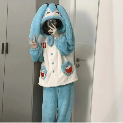 Cute Hatsune Miku creative anime picture soft and comfortable skin-friendly coral velvet thickened warm home wear pajamas set