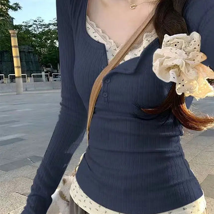 Women's Streetwear Fake Two-Piece Long Sleeve T-shirt Floral Lace Trim Casual Slim Fit Tees Female Autumn Winter Bottoming Top