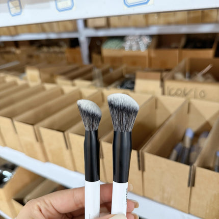 2 in 1 Highlight Blush Makeup F4 Brush Ambient Soft Glow Blush Brush Soft Fiber Hair Fashion Face Brush