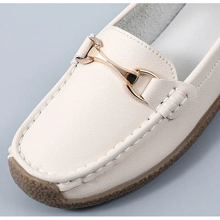 Vulcanize Women Shoes Flats Leather Moccasins Sneakers Designer Shoes for Women Slip-on Loafers Female Boat Shoes Big Size 43
