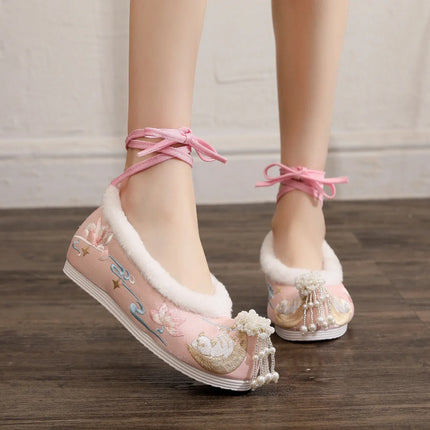 Chasing Moon Hot Sale Of The Season New Style Ming Dynasty Hanfu Shoes National Style Upturned Head Cotton Shoes Ancient Wedding