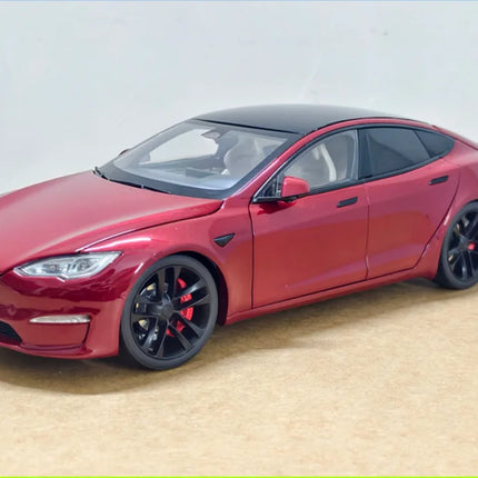 Original Tesla Model S Car Model Pure Electric 1:18 Alloy Fully Open Simulation Car Model In Stock Can Be Used For Collection