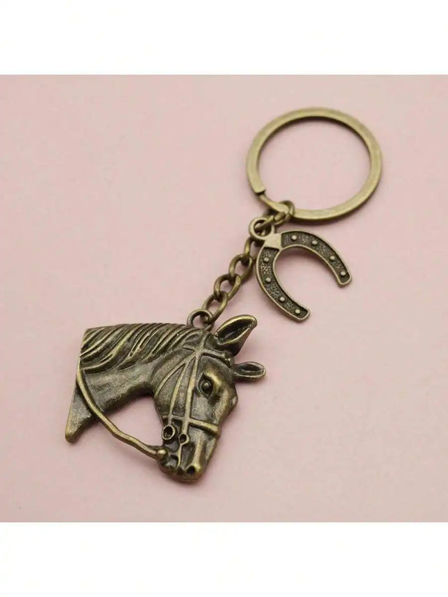 Vintage Metal Horse Head Keychain With Horseshoe Charm For Car Bag Decoration Gift