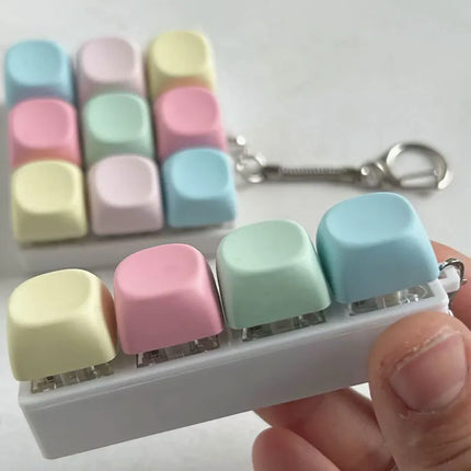 4 Keyboard Finger Keyboard Keycap Stress Relief Fidget Keychain Gadget Key Button Decompression Toy Adult