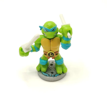 Legends of Akedo Boss Wrapsnap 3 Inch Tall Battling Warrior Action Figure Toys 360˚ Attack Spin Double Defense Armor Gifts