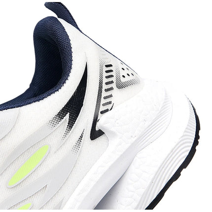 Men's Breathable Sports Shoes Spring New Mesh Casual Fashion Versatile Trendy Men's Shoes Summer Running Shoes Suitable for Outdoor Sports