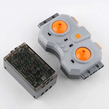 Mould King 6.0 Fast Charging Power Set Module 6-Channel APP Linear Motor Remote Control for Building Blocks PF MOC Vehicles
