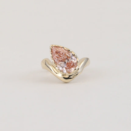 14K/18K Yellow Gold Pear Bezel Diamond Ring Organic Wave Band Lab Created Pink Diamond Engagement Ring Minimalist Fine Jewelry