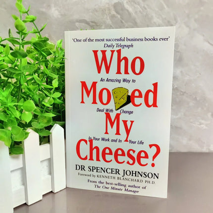 Who Moved My Cheese English Version of The Novel Book English Paperback in English