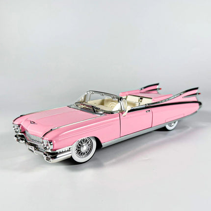 1:24 retro luxury convertible sports car alloy model, exquisite desktop ornaments, best collection for car model enthusiasts