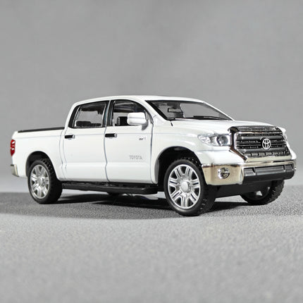 1:32 Toyota Tundra Pickup Truck Off Road Alloy Diecast Model Hight Simulation Sond & Light Toy Gift For Friends Desktop Ornament